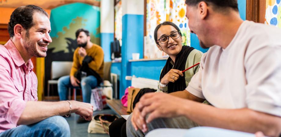 leerlingen volgen een workshop in het kader van het dagpakket Vluchtverhalen