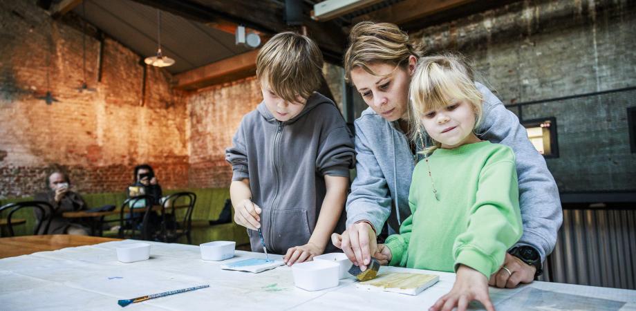 Familiezondag-tegelworkshop