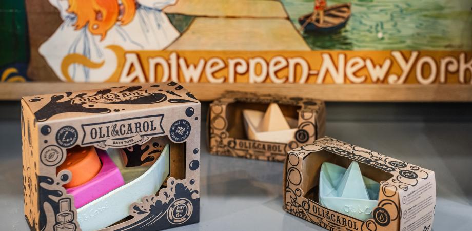 Plastic boothes in de verpakking